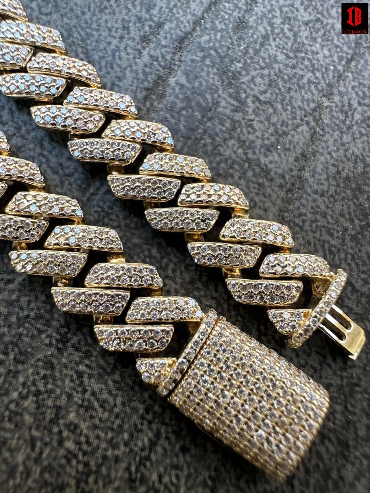 8mm Moissanite Diamond Miami Cuban Link Bracelet in 14k Gold