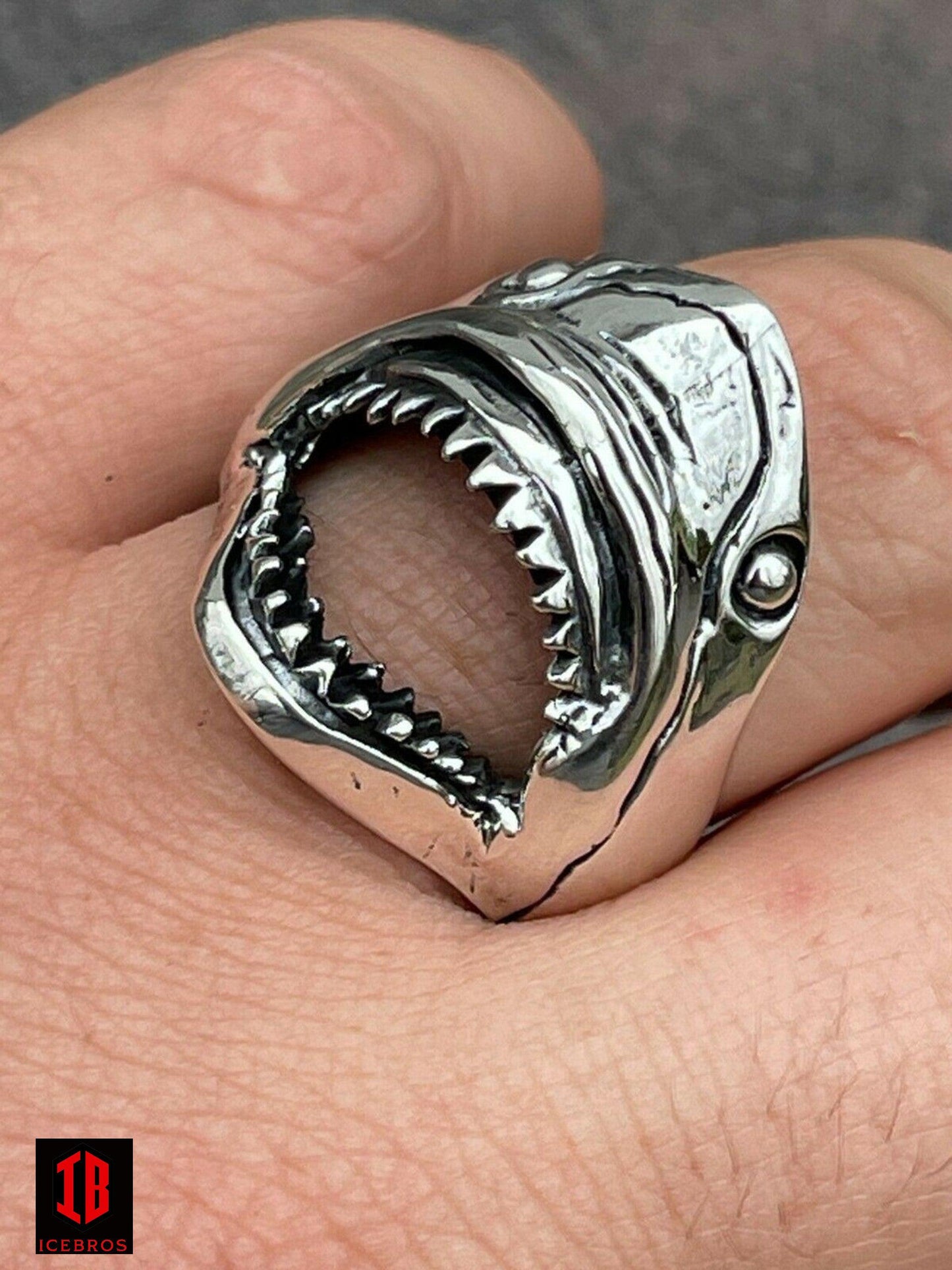 925 Sterling Silver Vermeil Men's Great White Shark Teeth JAWS Ring