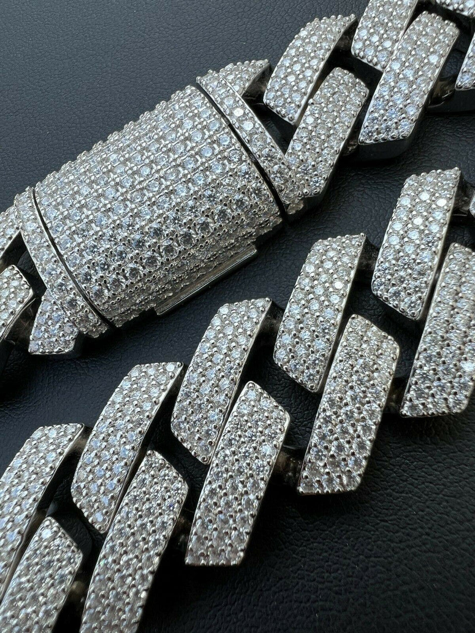 22mm White Gold Iced Prong Miami Cuban Link Chain Vvs Moissanite 925 Sterling Silver Necklace